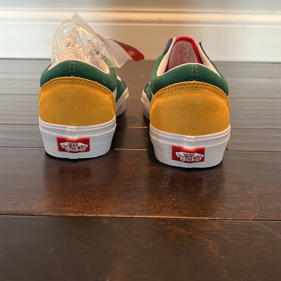 Vans off the wall Yacht club old stool NWT - Picture 2 of 12